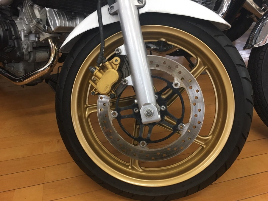 バイクのセルモーターが回転しない原因と対処法